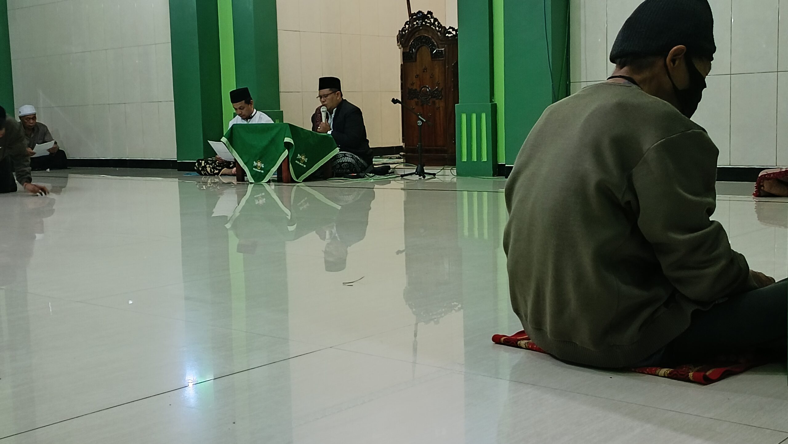 Pengajian Kitab Ushfuriyah bersama Kyai Fatkhurrahman