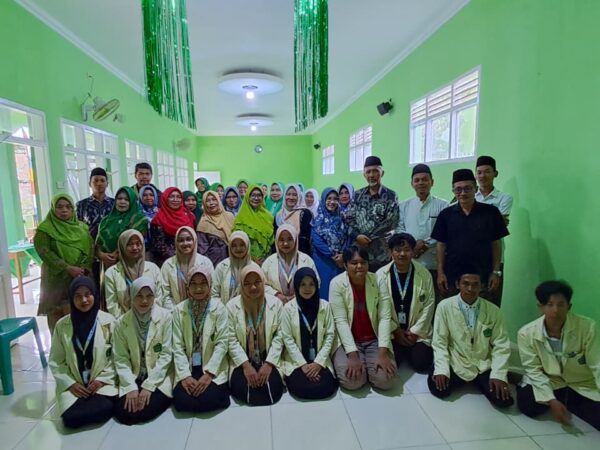 KKN UNUGHA 2025 Mengadakan Kegiatan Seminar Keluarga Cemara di GSG ( Gedung Serbaguna) Masjid Jami' At-Taqwa Pada Hari Sabtu, 16 Agustus 2025